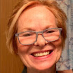 Meet your Posher, Carol